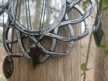 Charger l'image dans la galerie, COLLIER PENDENTIF ORGONE SPIRALE TOURMALINE NOIRE