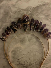 Load image into Gallery viewer, CRYSTAL CROWNS