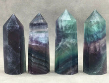 Cargar imagen en el visor de la galería, TORRE OBELISCO PULIDA FLUORITA AA