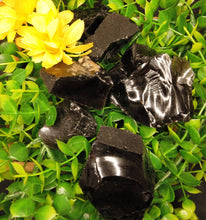 Charger l'image dans la galerie, Morceau brut d'obsidienne noire

